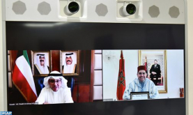 FM Meets with Kuwaiti Counterpart