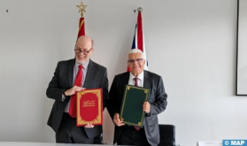 Marruecos y Reino Unido firman un memorandum de entendimiento para desarrollar la cooperación en el ámbito de los archivos