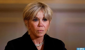 Brigitte Macron visita la exposición «Retrospectiva Mehdi Qotbi» en el IMA