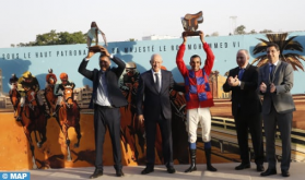 Mitin Internacional de Marruecos: el caballo "Al Othmane" gana el Gran Premio de SM el Rey Mohammed VI de los purasangre ingleses.