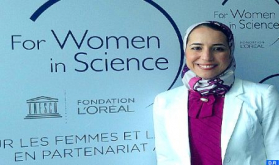 La profesora universitaria marroquí Hajar Mousannif gana el primer premio del "Women Tech"