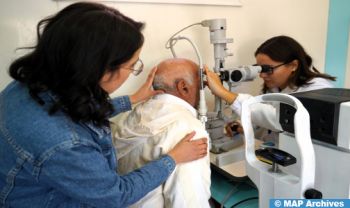 El Jadida: 160 bénéficiaires d'une caravane médicale de dépistage du cancer du sein et du col de l'utérus et des maladies oculaires à Bir Jdid