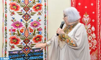 Rabat : Vernissage de l'exposition "Le jardin des broderies" de l'artiste ukrainienne Oleksandra Telizhenko