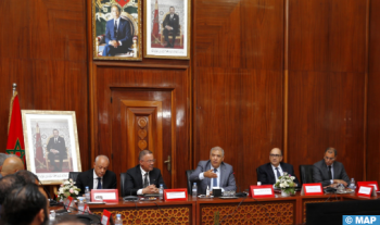 Le ministre de l’Intérieur préside une réunion élargie sur les préparatifs de la ville de Casablanca à la Coupe du monde 2030 de football