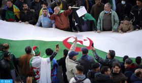 Hirak en Algérie: Des manifestations massives pour un changement radical