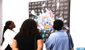 Vernissage à Rabat de l'exposition "Foule d'empreintes" de l'artiste Cheaib El Barki