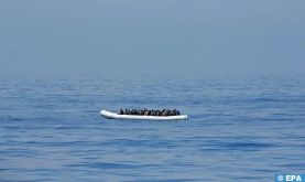 Dakhla : des éléments des FAR portent assistance à 54 candidats à la migration irrégulière