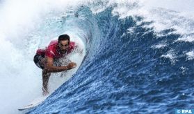 JO-2024: le surfeur marocain Ramzi Boukhiam qualifié pour le 3è tour