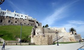 La mythique médina de Tanger prend des couleurs