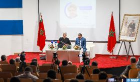 Le politologue Mohamed Tozy anime la leçon inaugurale de l'ISIC sur "Temps politique et temps médiatique: tensions et interactions"