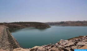 La construction des barrages Sidi Abbou et Ratba au centre d'une réunion à Taounate