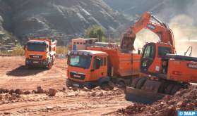 Séisme d’Al Haouz : Poursuite à la commune d’Anougal de l’opération de démolition des maisons endommagées et d'enlèvement des décombres