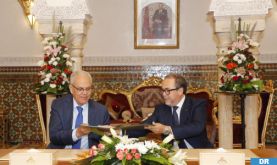 Signature à Rabat d'une convention entre l'Administration de la Défense Nationale et Royal Air Maroc