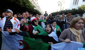 Les Algériens de nouveau dans la rue pour réclamer le départ du régime