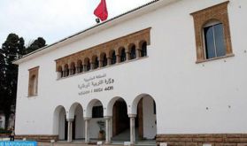 Diffusion de cours d'orientation scolaire, professionnelle et universitaire à partir du 9 mai sur la chaîne Laâyoune (ministère)