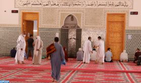 Laâyoune: Les fidèles reprennent le chemin des mosquées
