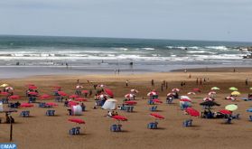 Les Casablancais ne cachent pas leur joie de retrouver la plage "Ain Diab"