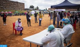 Covid-19 : 698 nouveaux cas confirmés en Afrique du Sud, 11.350 au total